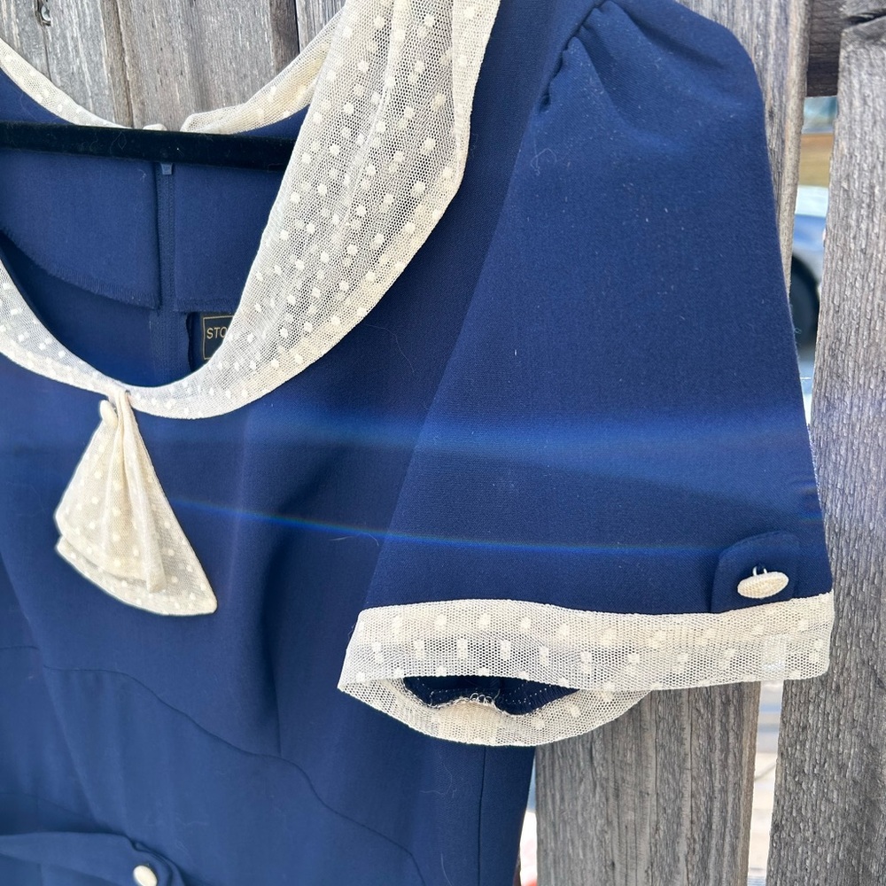 Navy blue RAILEEN 1940 style fitted dress by Stop Staring - Picture 4 of 7